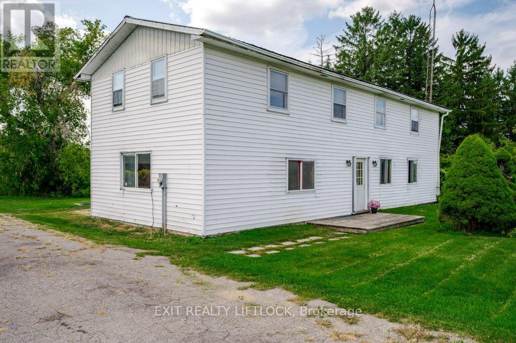 194 COUNTY RD 10 - Photo 2