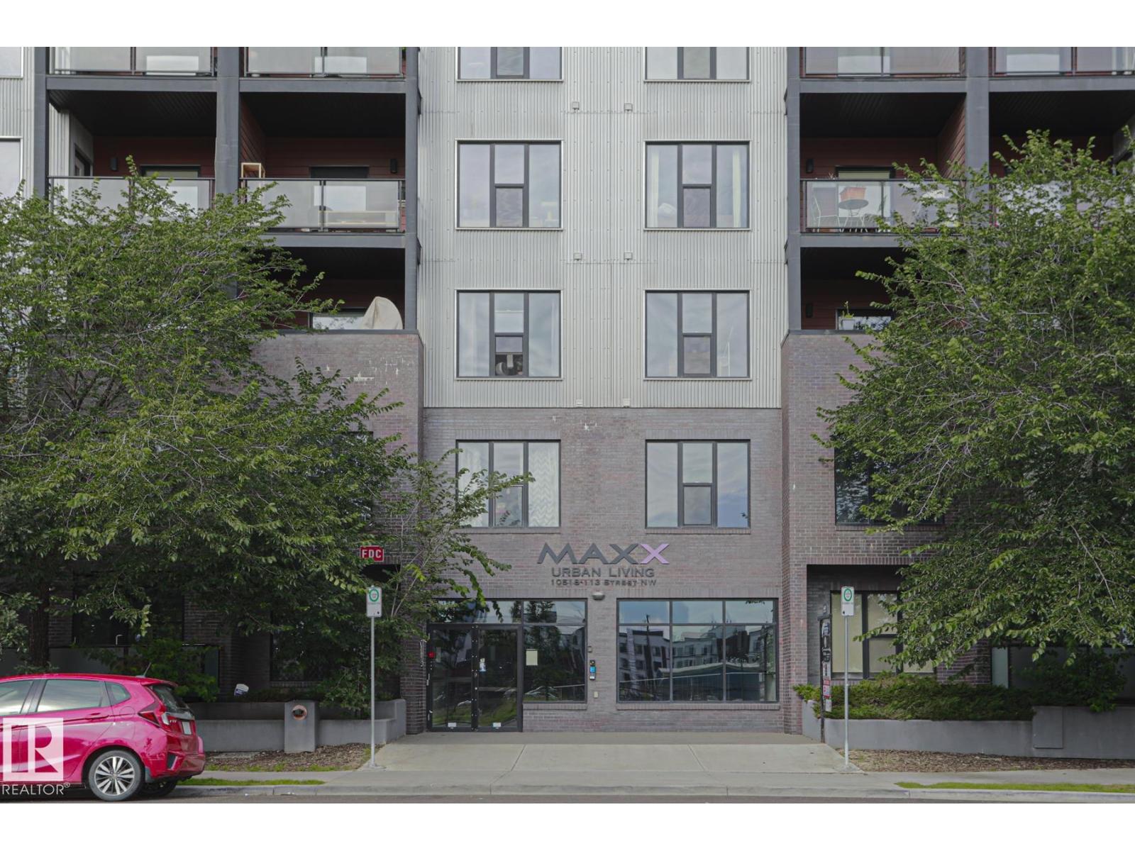#607 10518 113 ST NW NW