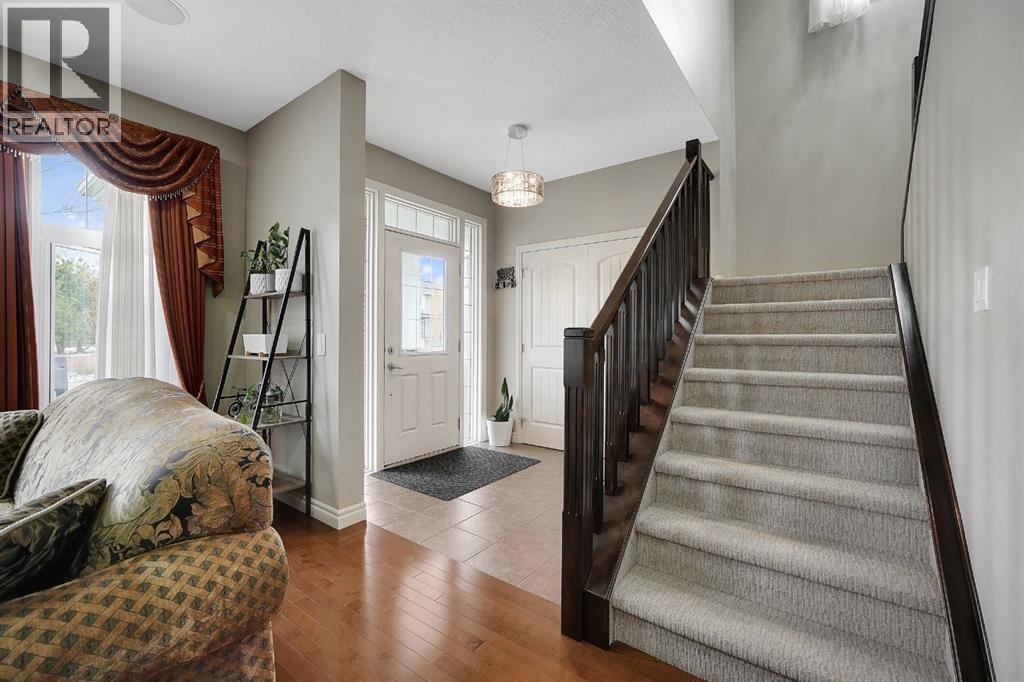 25 Redstone Path NE