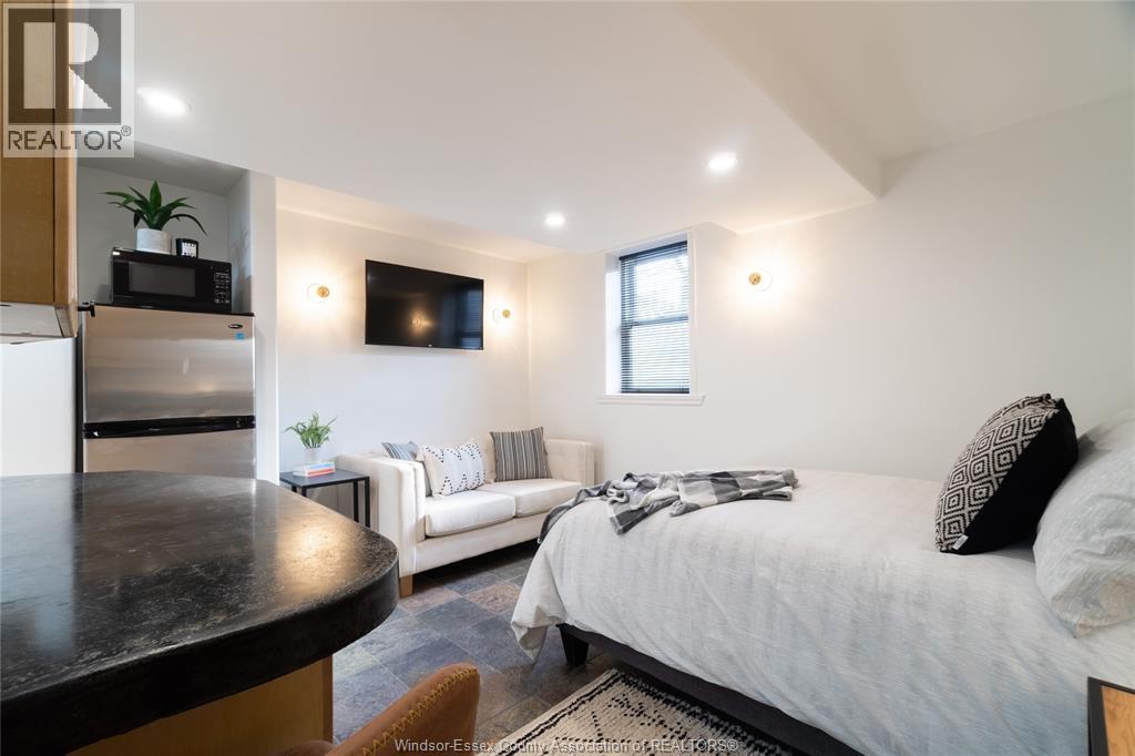 269 RANDOLPH PLACE Unit# 9