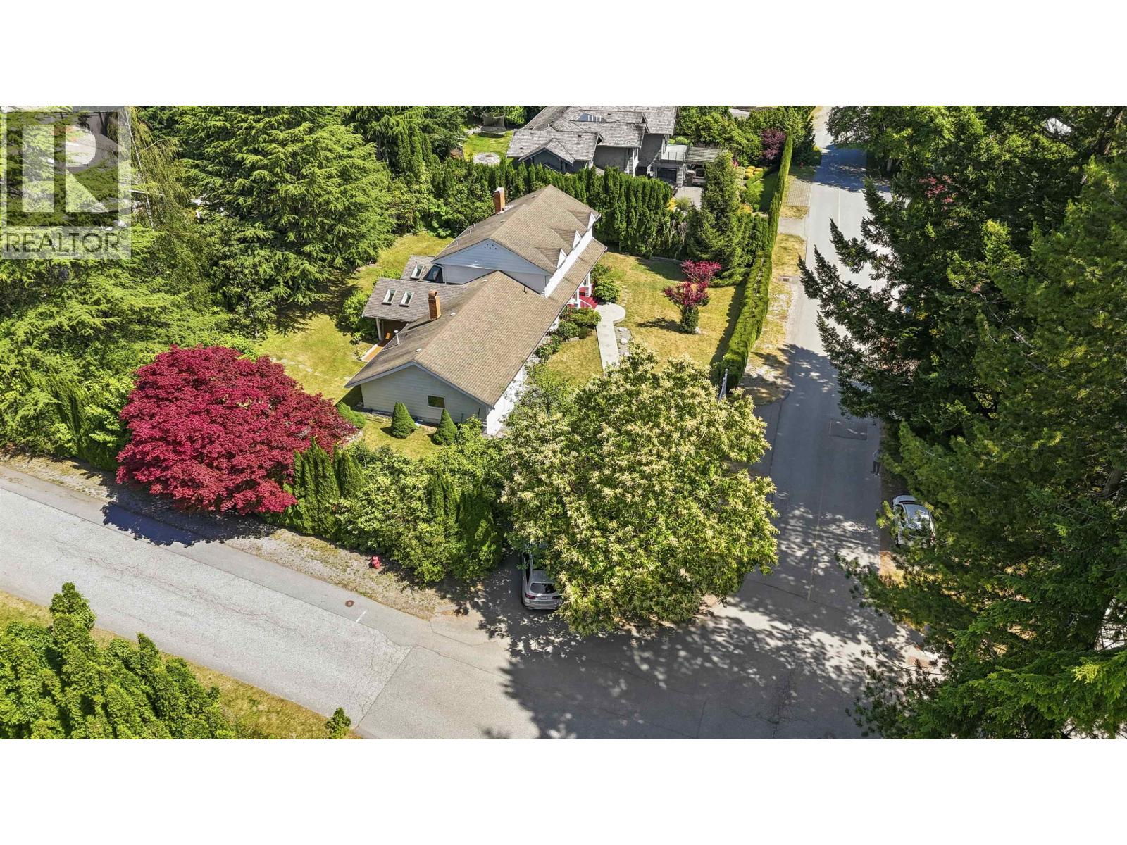 875 GREENWOOD ROAD