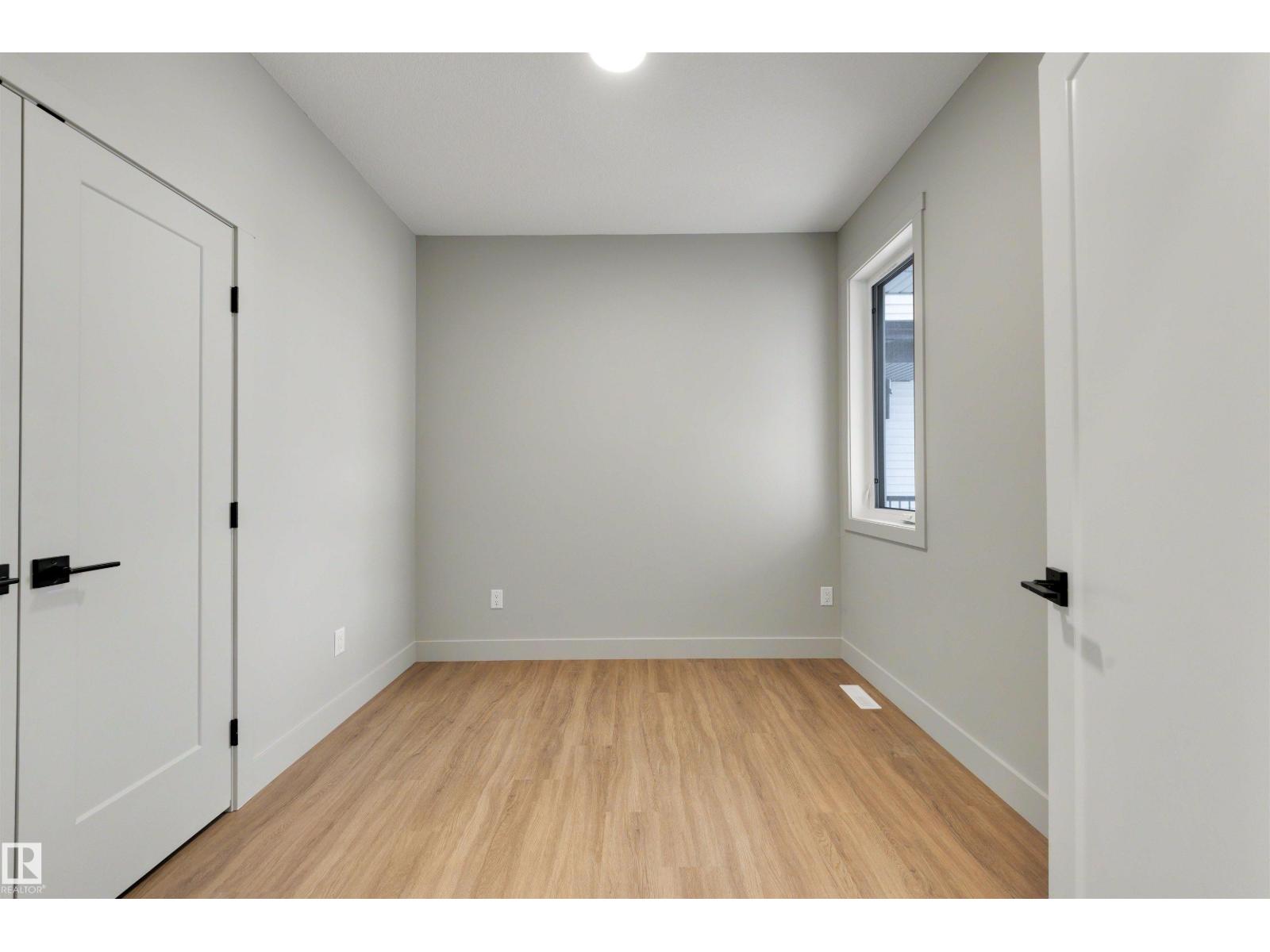 16 Grayson GR