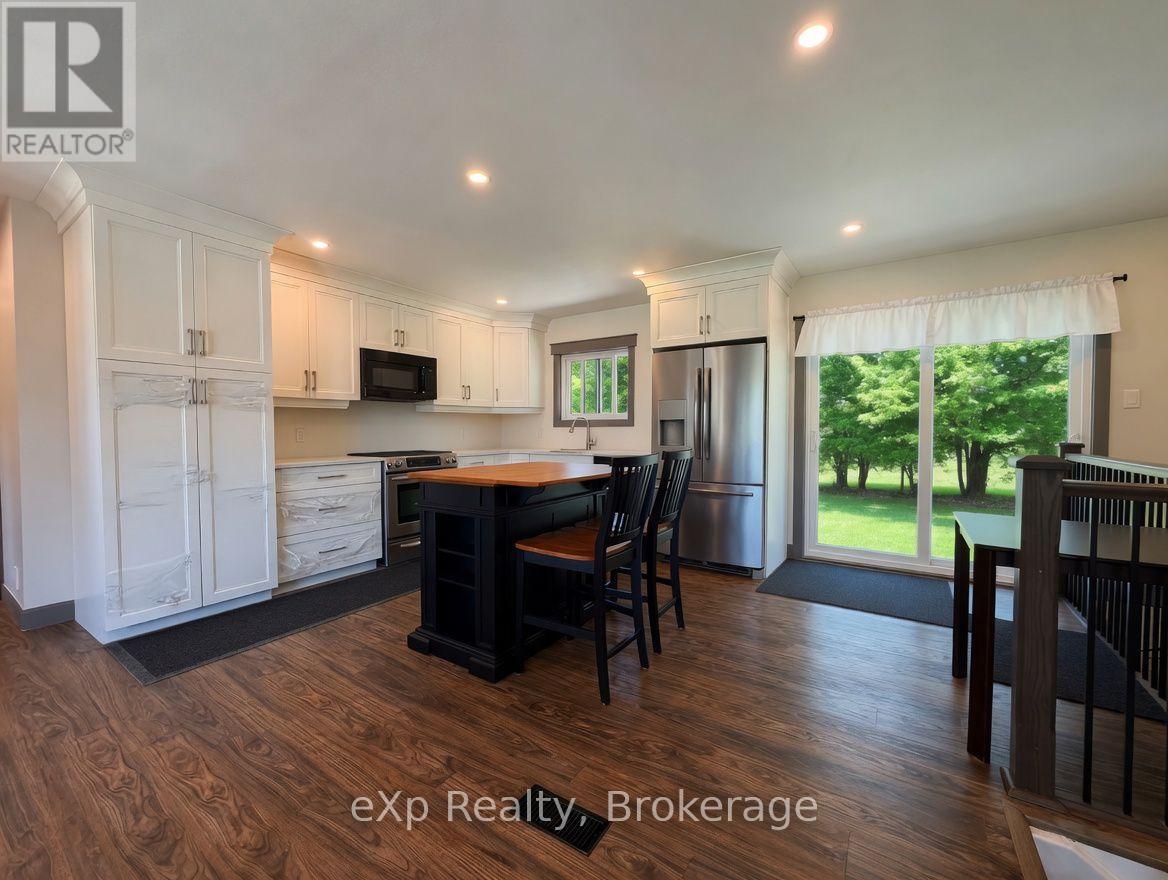341013 GREY ROAD 28