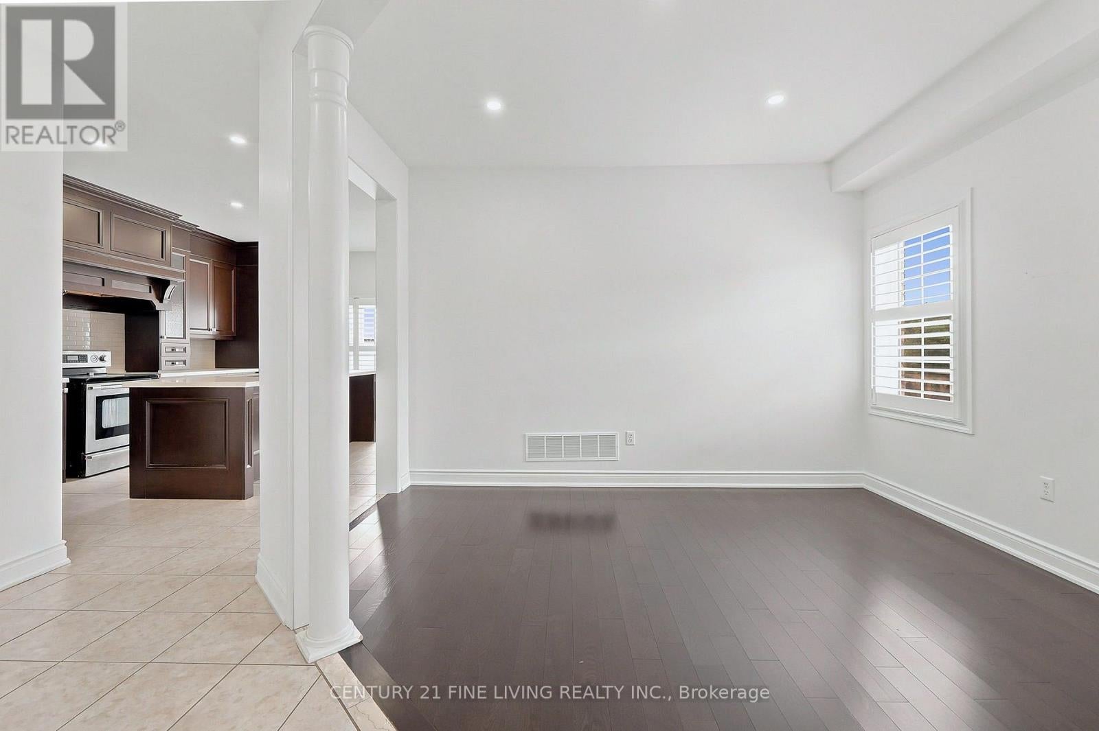 92 KETTLEWELL CRESCENT