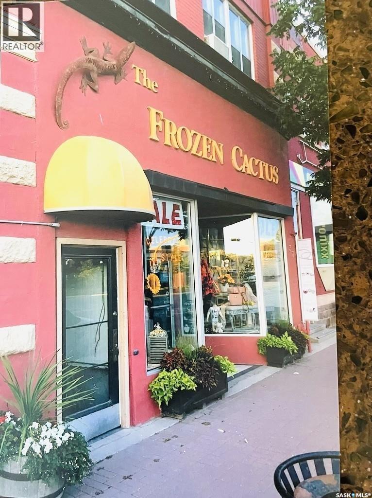 37 BROADWAY STREET E, YORKTON, SK S3N 0K4 - Image 3583265923.jpeg?d=l