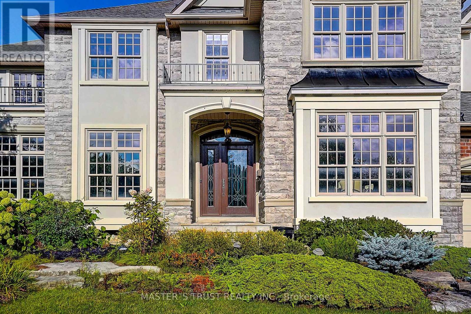 122 ANGUS GLEN BOULEVARD