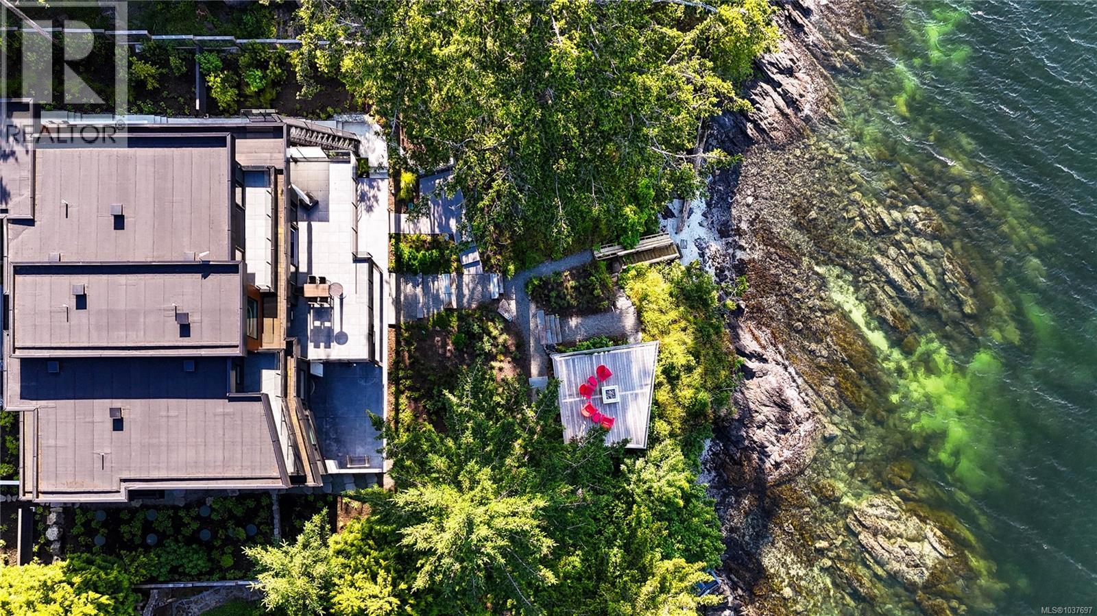 848 Lands End Rd