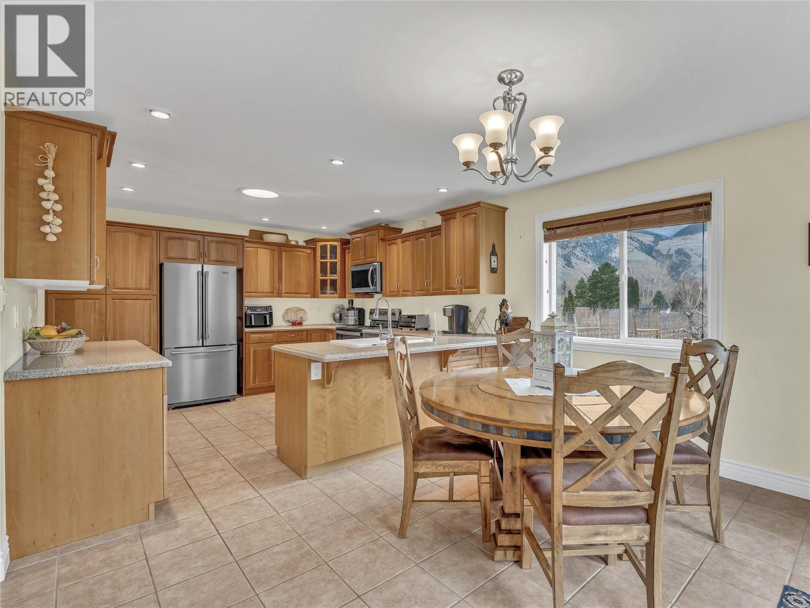 2120 RITCHIE Drive
