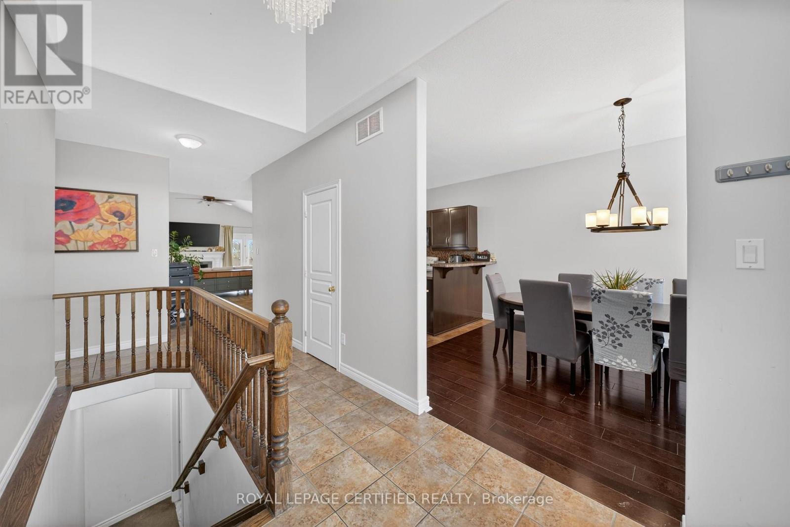 91 CANDLEWOOD DRIVE