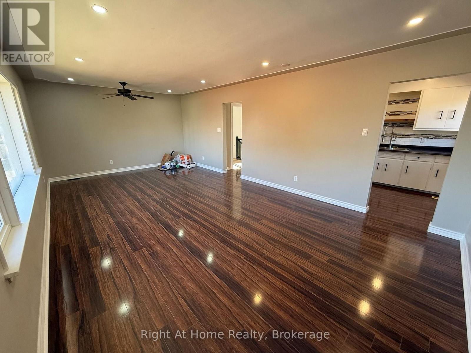 3 - 7 BALMORAL DRIVE