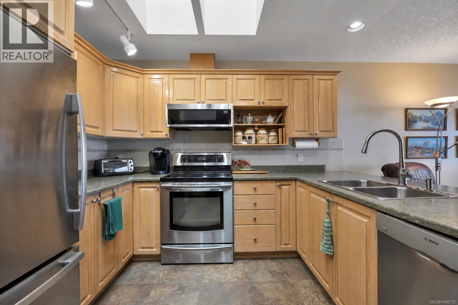 13 4991 Bella Vista Cres