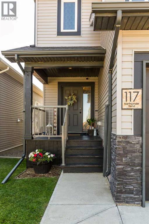 117 Northlander Bend W