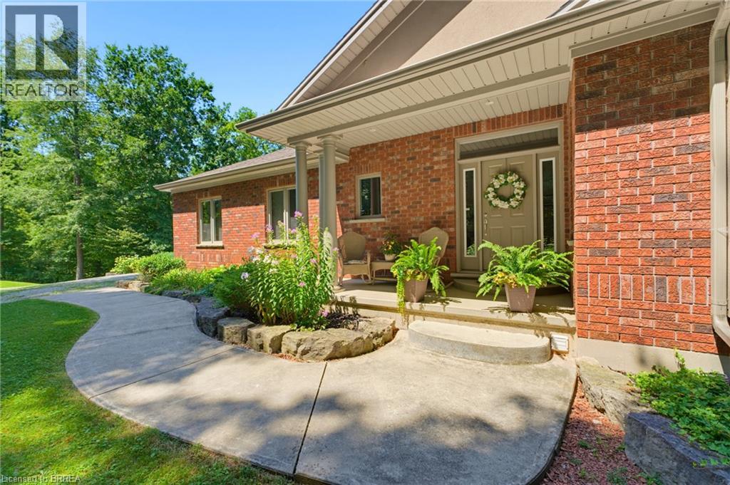 301 GOVERNORS Road E