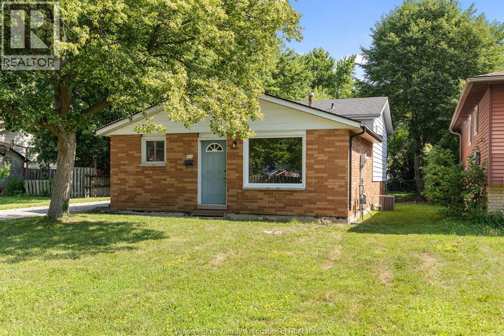 105 KIM COURT, ESSEX, ON N8M 2Z8 - Image 242074350.jpeg?d=l