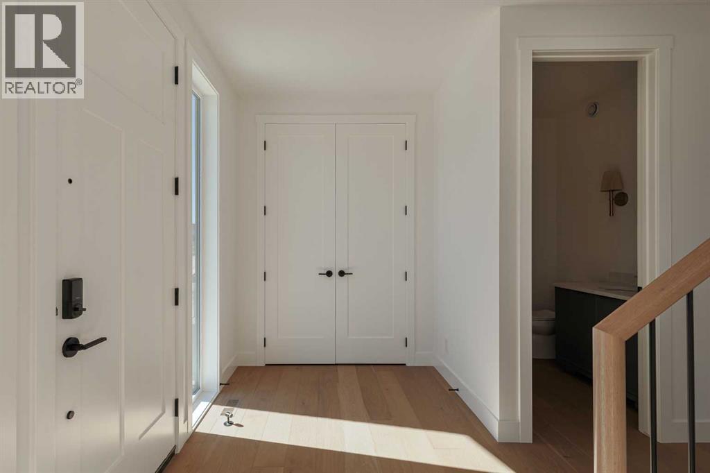 119 Greenwich Heath NW
