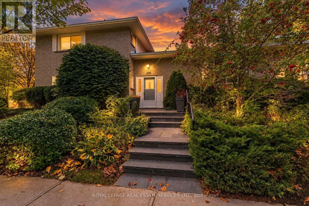 220 EDENBRIDGE DRIVE, TORONTO (EDENBRIDGE-HUMBER VALLEY), ON M9A 3H1 - Image 394705390.jpeg?d=l