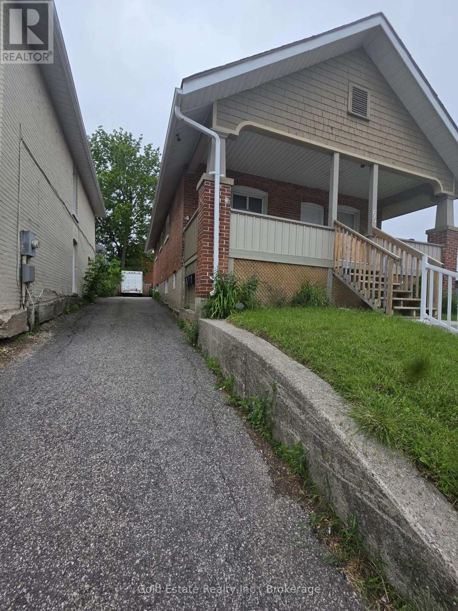 65 FRONT STREET S