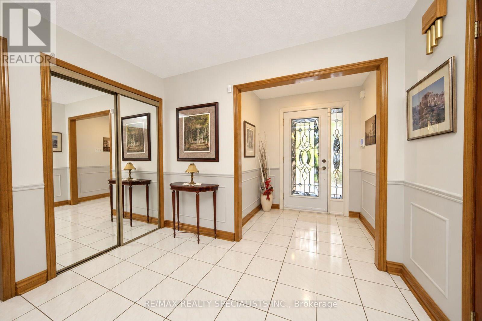 157 SUNFOREST DRIVE