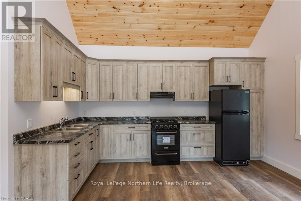 1255 SNAKE CREEK ROAD