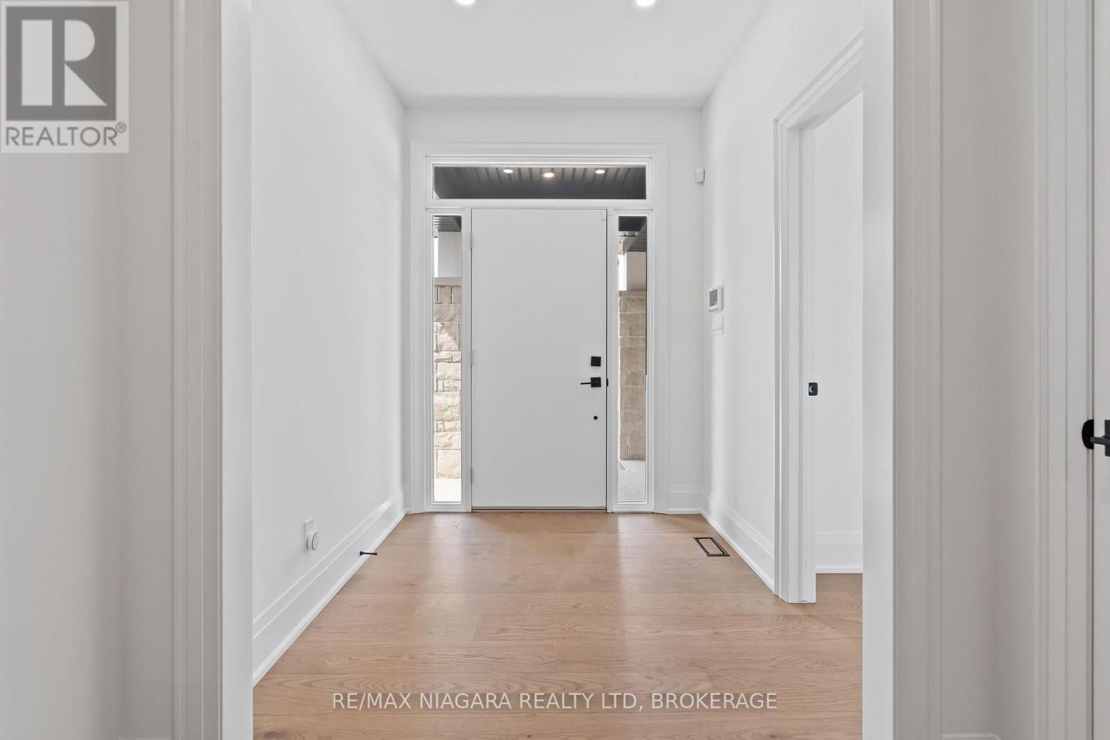 21 ACCURSI CRESCENT