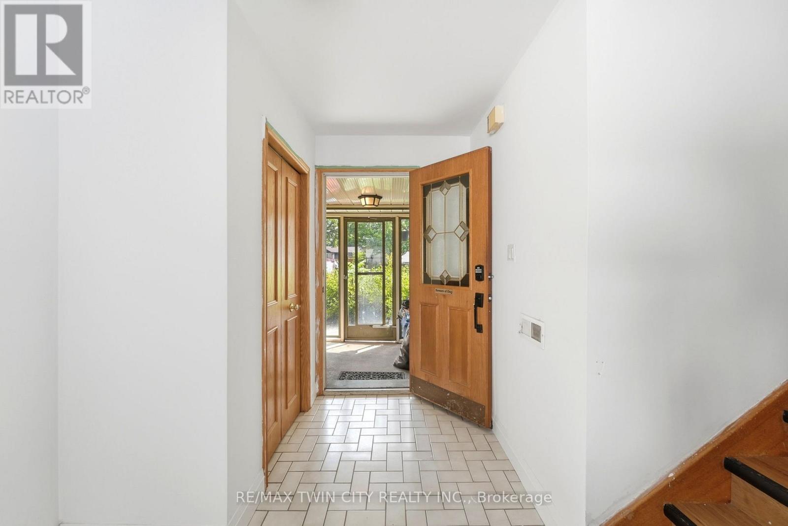 MAIN - 58 TUPPER CRESCENT