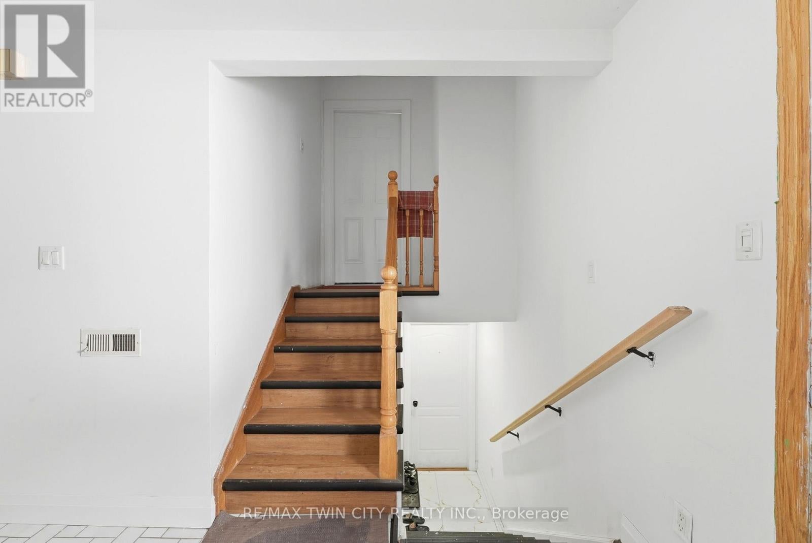 MAIN - 58 TUPPER CRESCENT