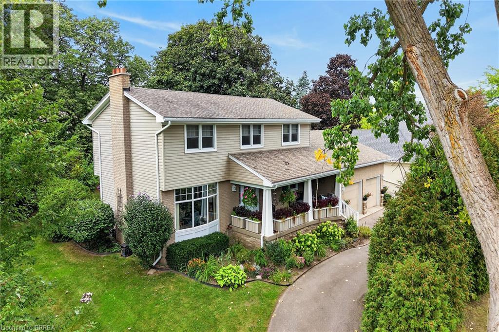 4 GAYWOOD Gardens
