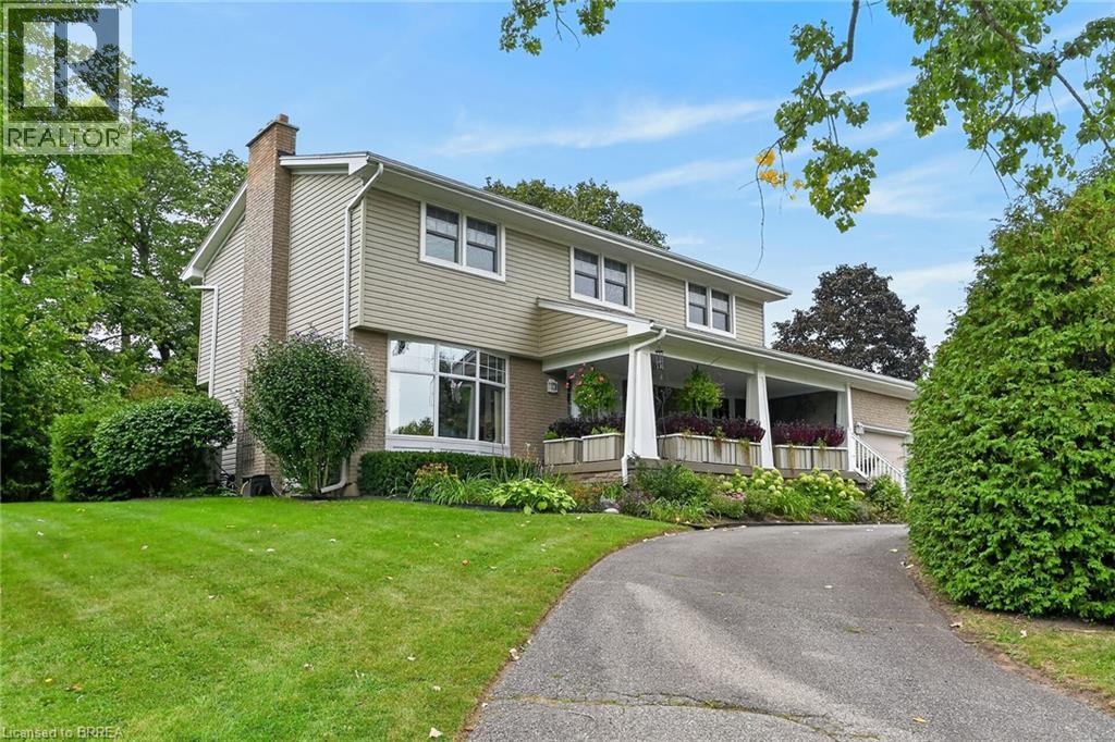 4 GAYWOOD Gardens