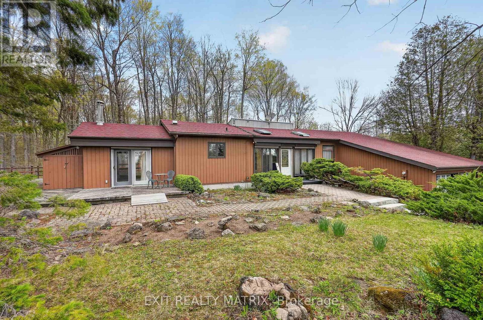 2789 COWELL ROAD - Photo 2