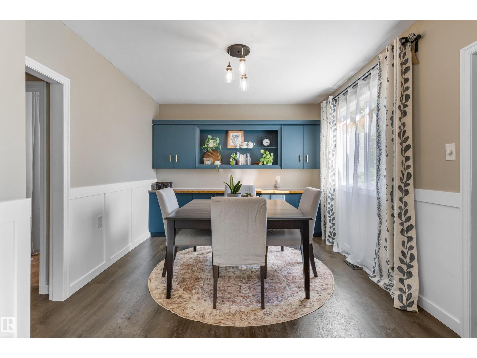 9715 71 AV NW