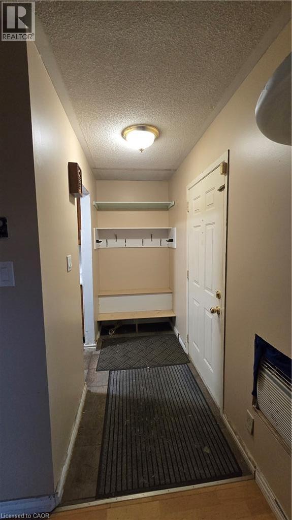 11 DEBBY Crescent