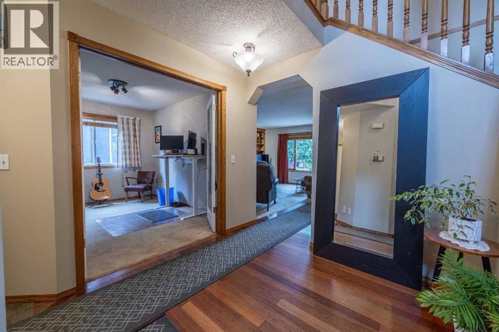 19 Mckenzie Lake Manor SE