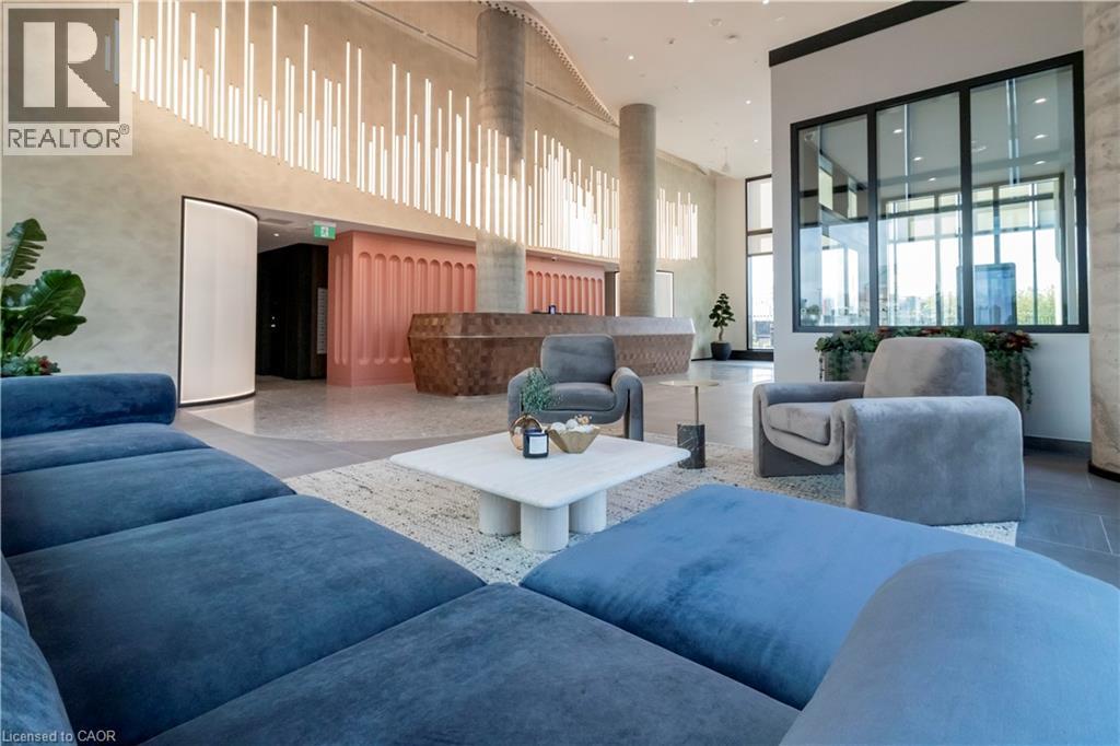 25 WELLINGTON Street S Unit# 3706