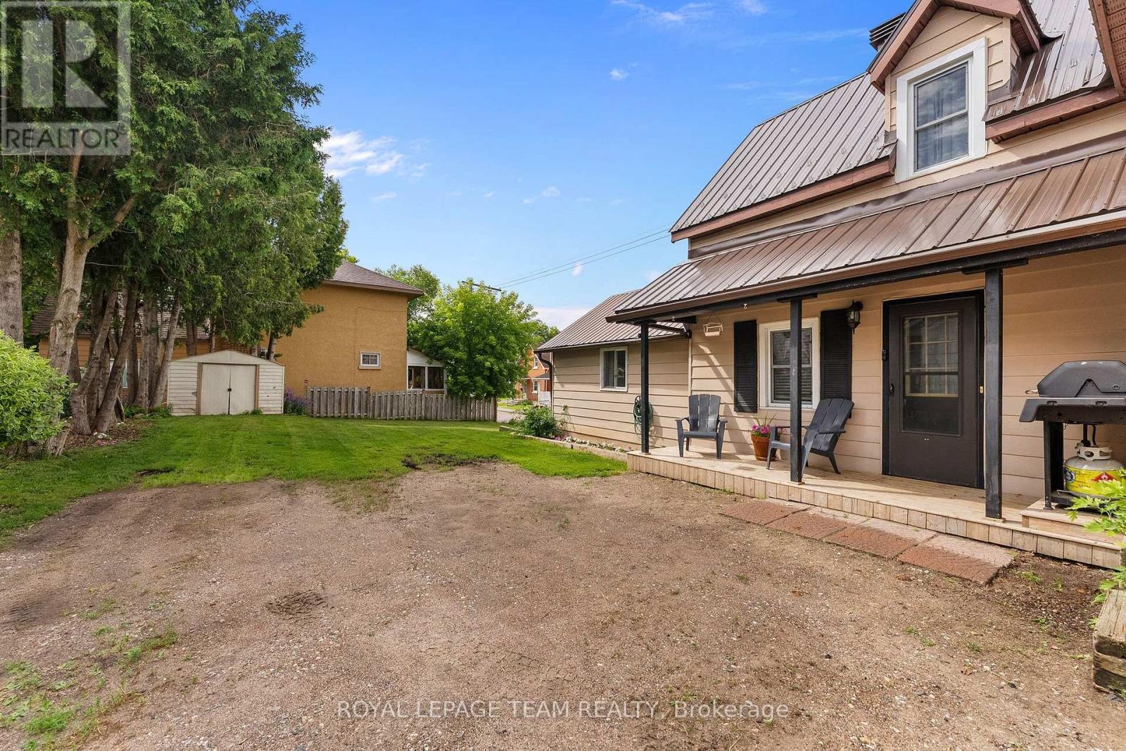 145 MUNROE AVENUE W