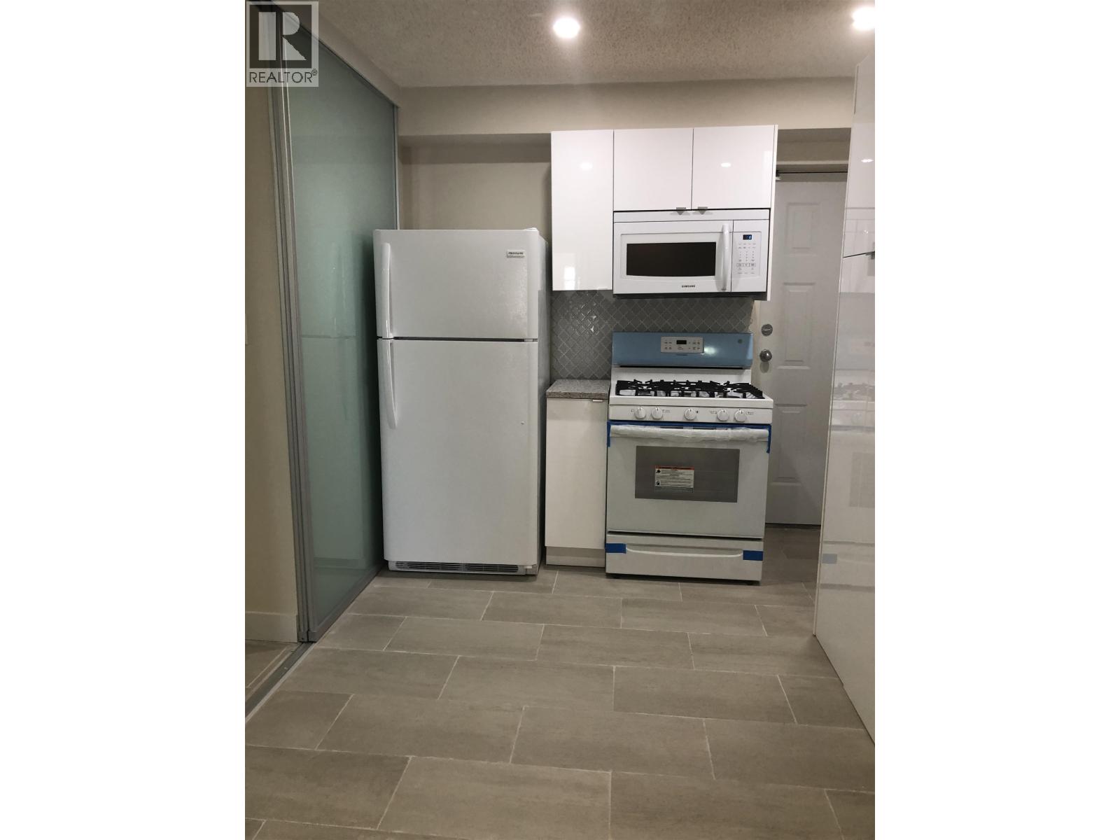 Lower Floor-1560 VINSON CREEK