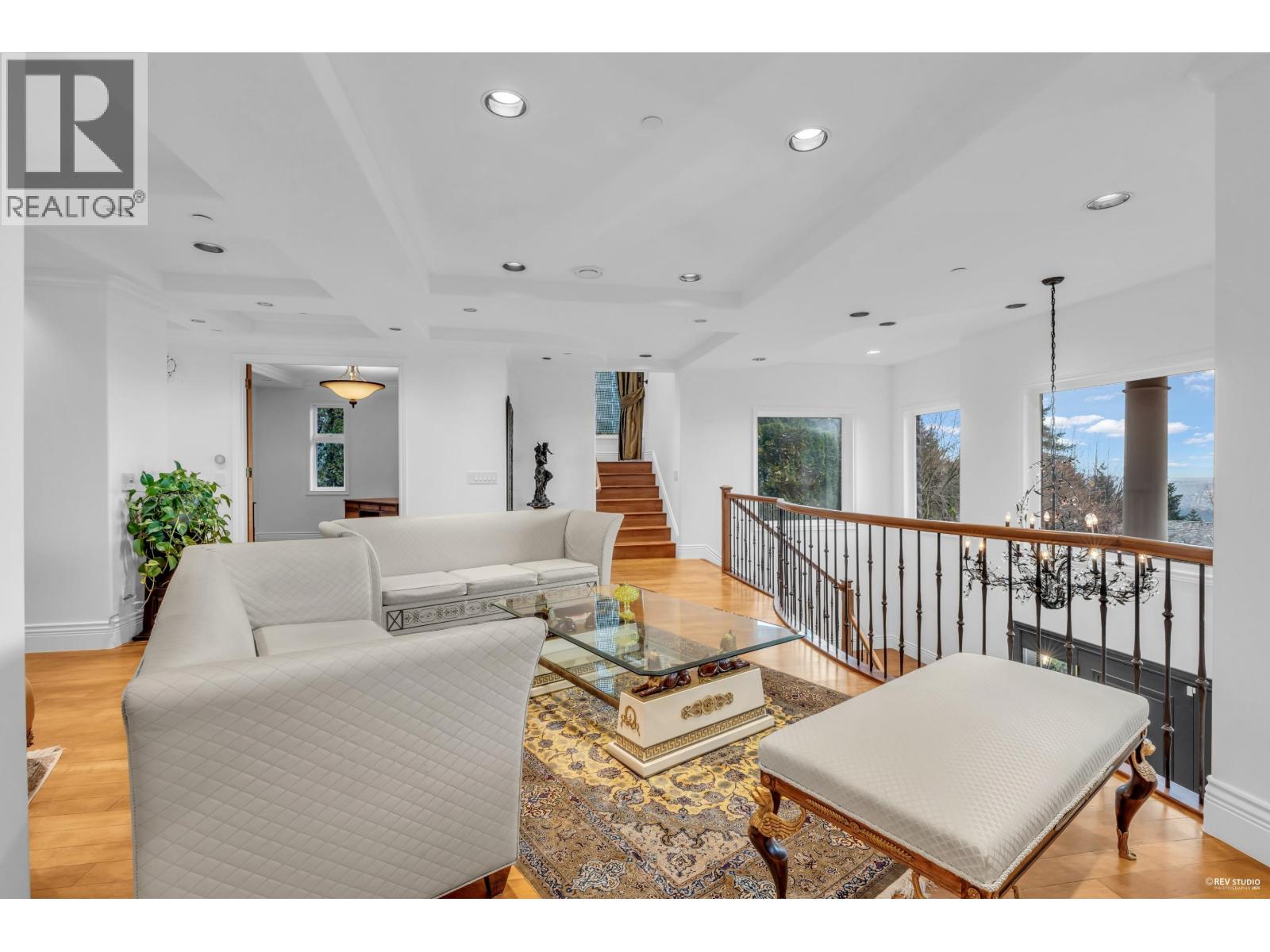 1525 ERRIGAL PLACE