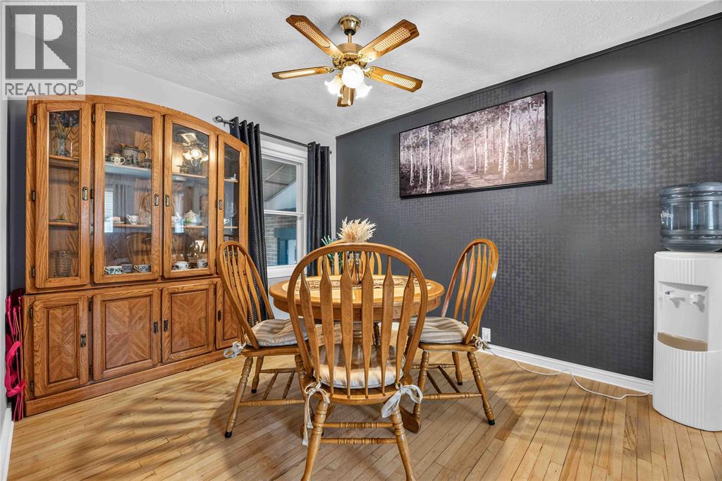 332 Cobden STREET - Photo 3