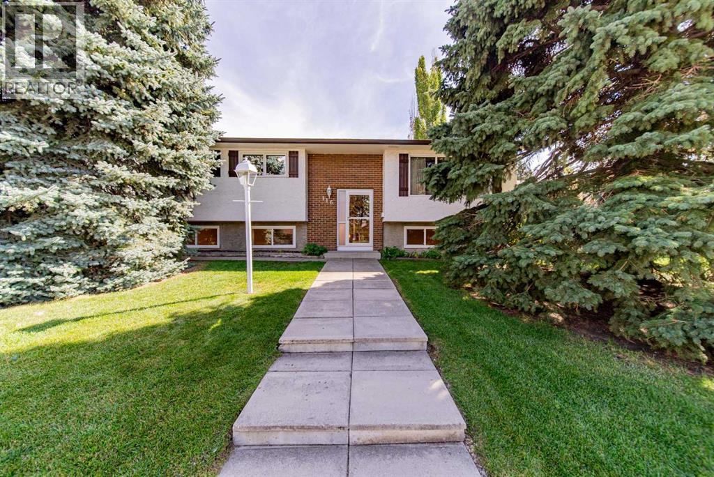 116 Queensland Place SE