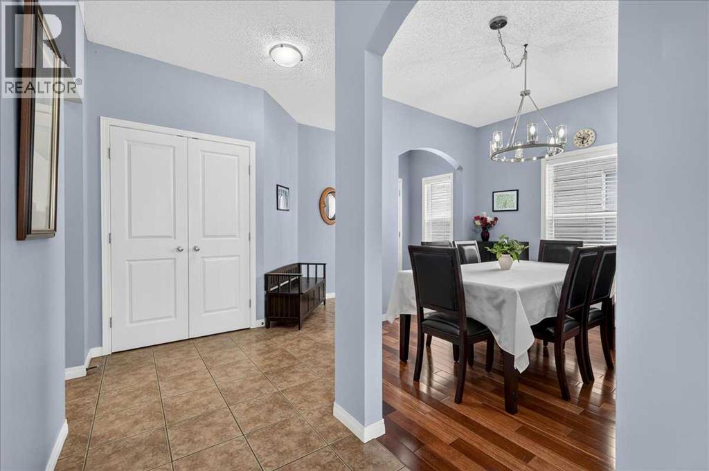18 Copperstone Drive SE