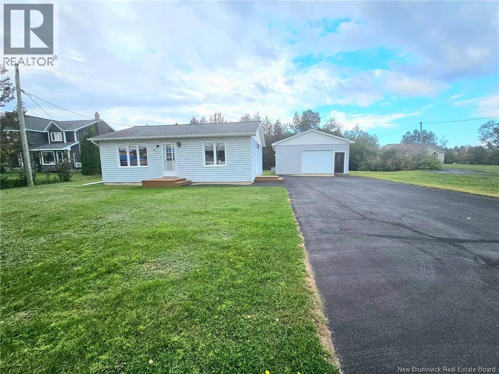 611 PRINCIPALE, BERESFORD, NB E8K 1X6 - Image 4148697715.jpeg?d=l