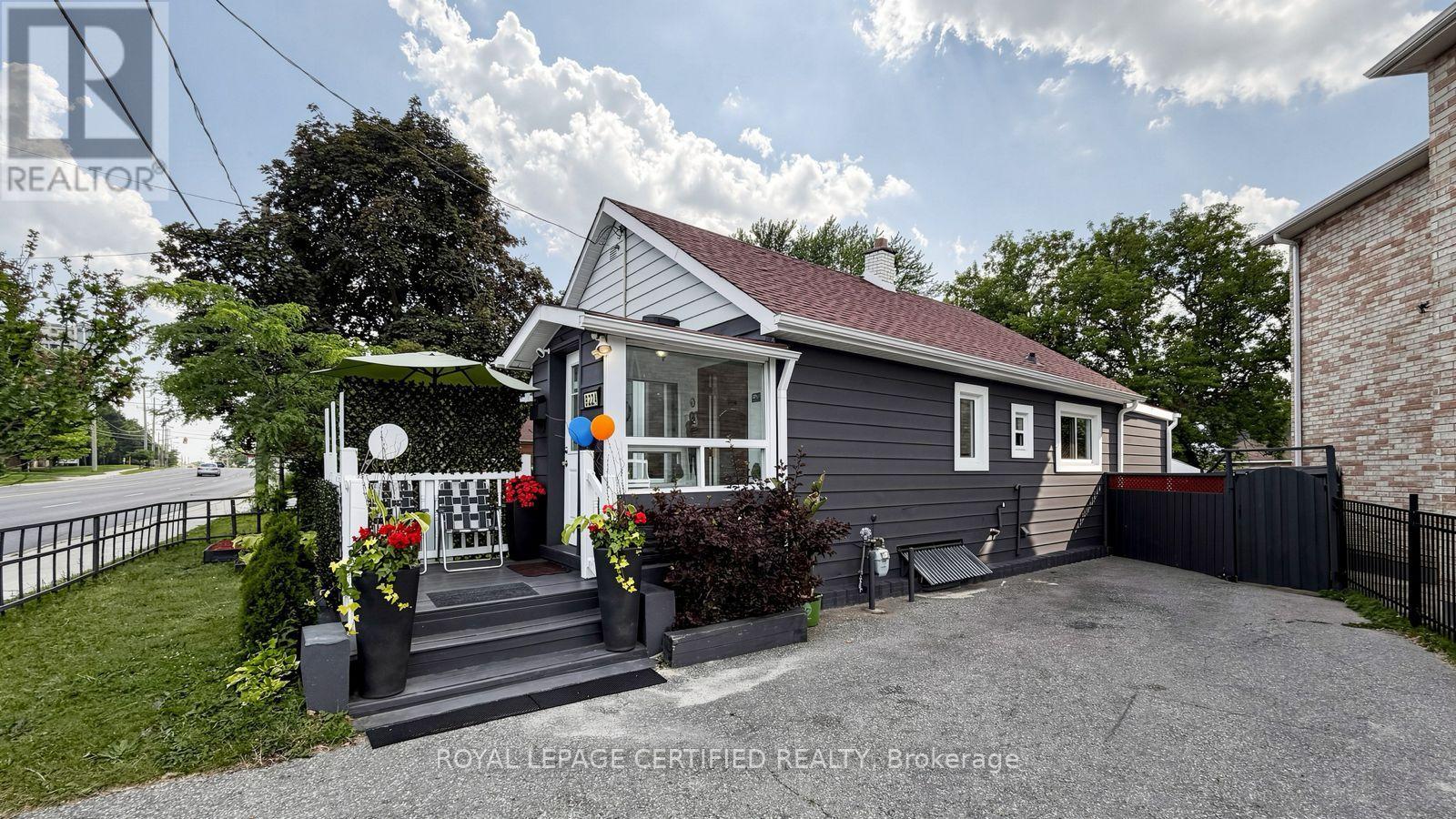922A DANFORTH ROAD