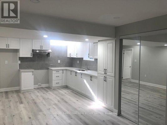 31 Lexington Rd, Brampton (Bram East), ON 2