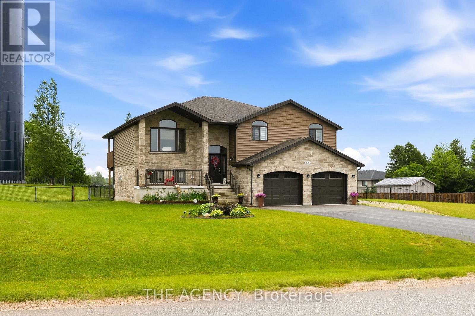 206 MEREDITH WAY
