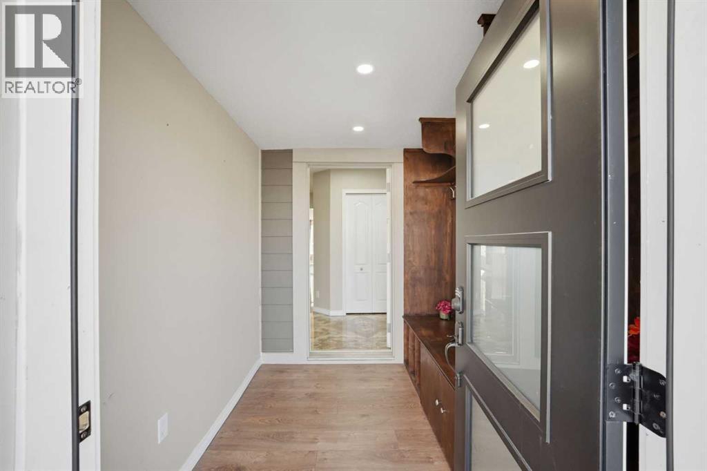 5 Taralake View NE