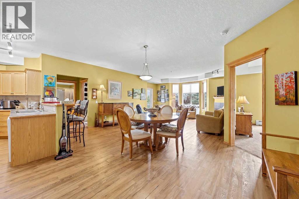 225, 15 Everstone Drive SW