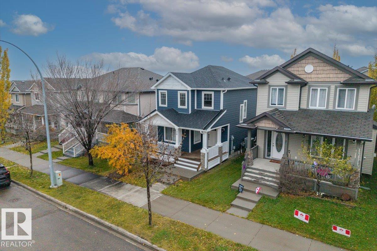 26 VIVIAN WY