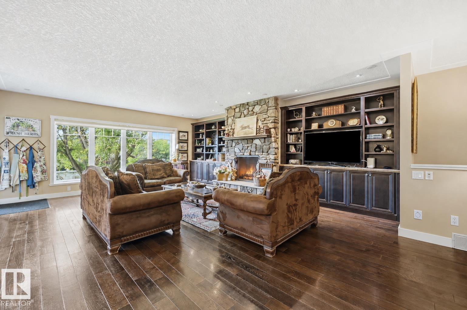 13 SYLVAN DR