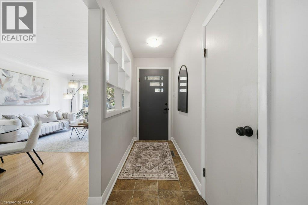 18 MAYWOOD Road