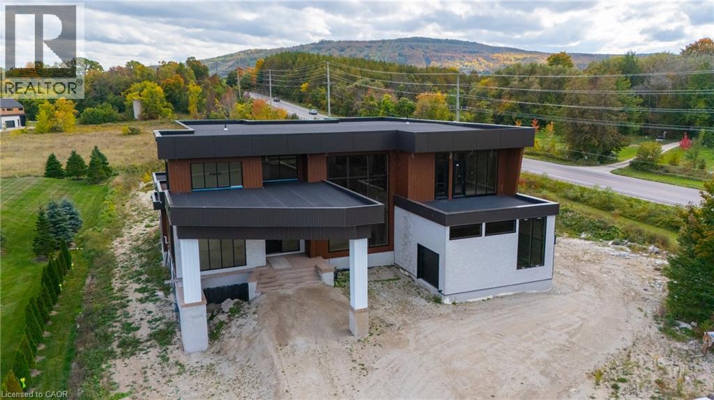 1 MEADOWLARK Way