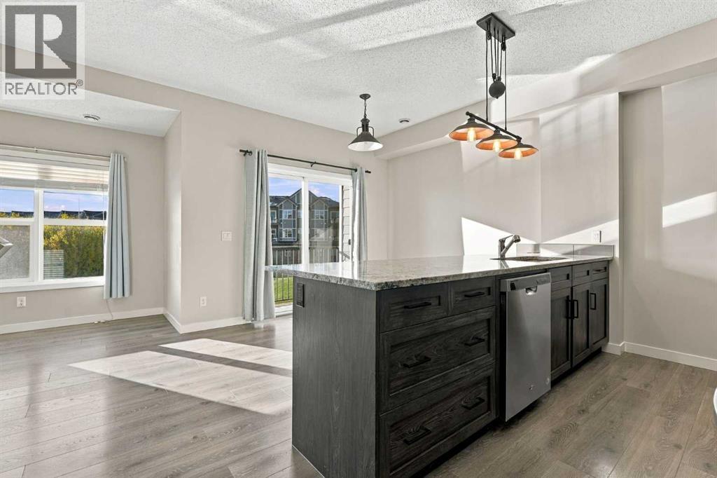412, 250 Fireside View